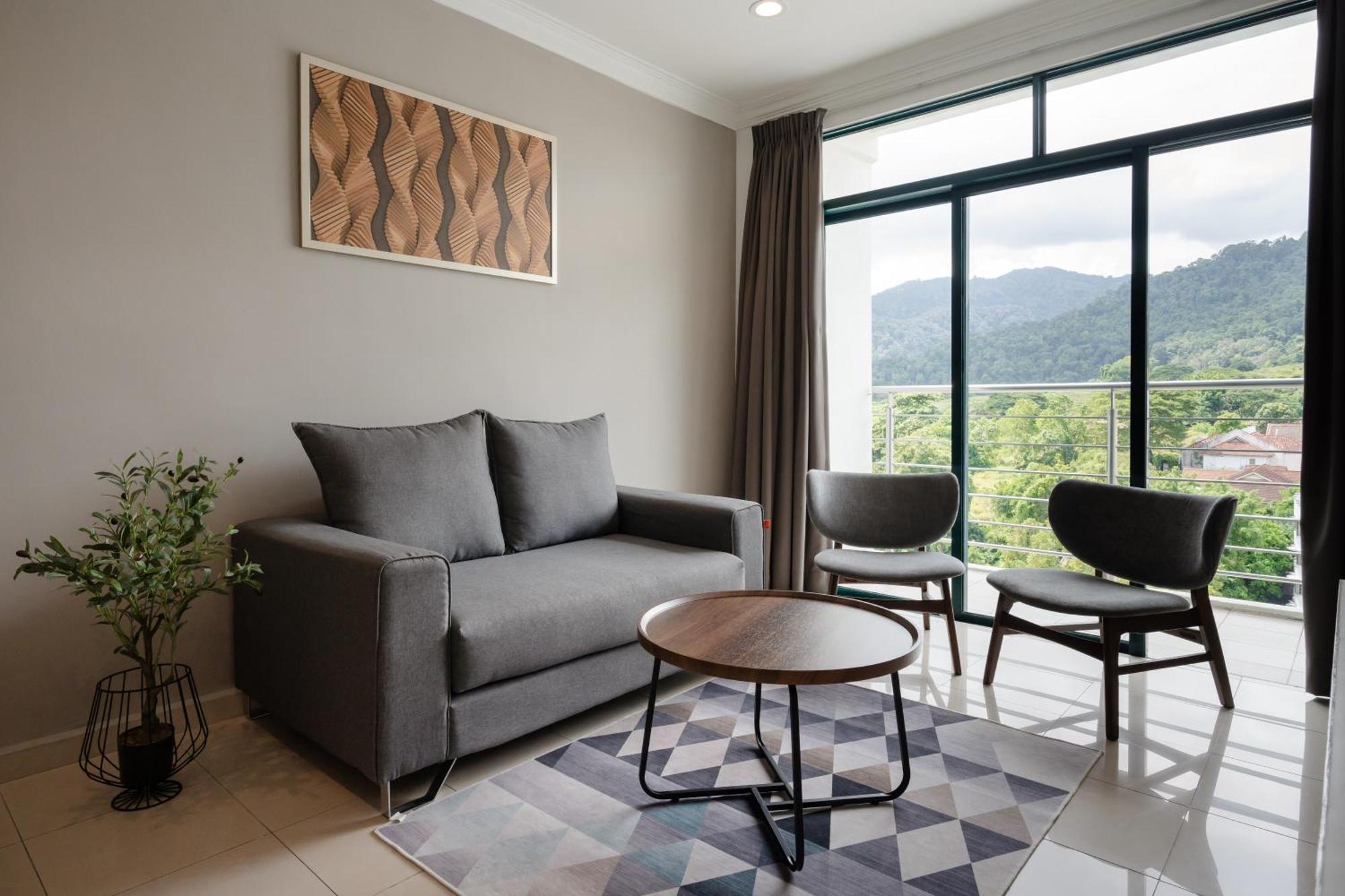 Golden View Serviced Apartments Tanjung Tokong Ngoại thất bức ảnh