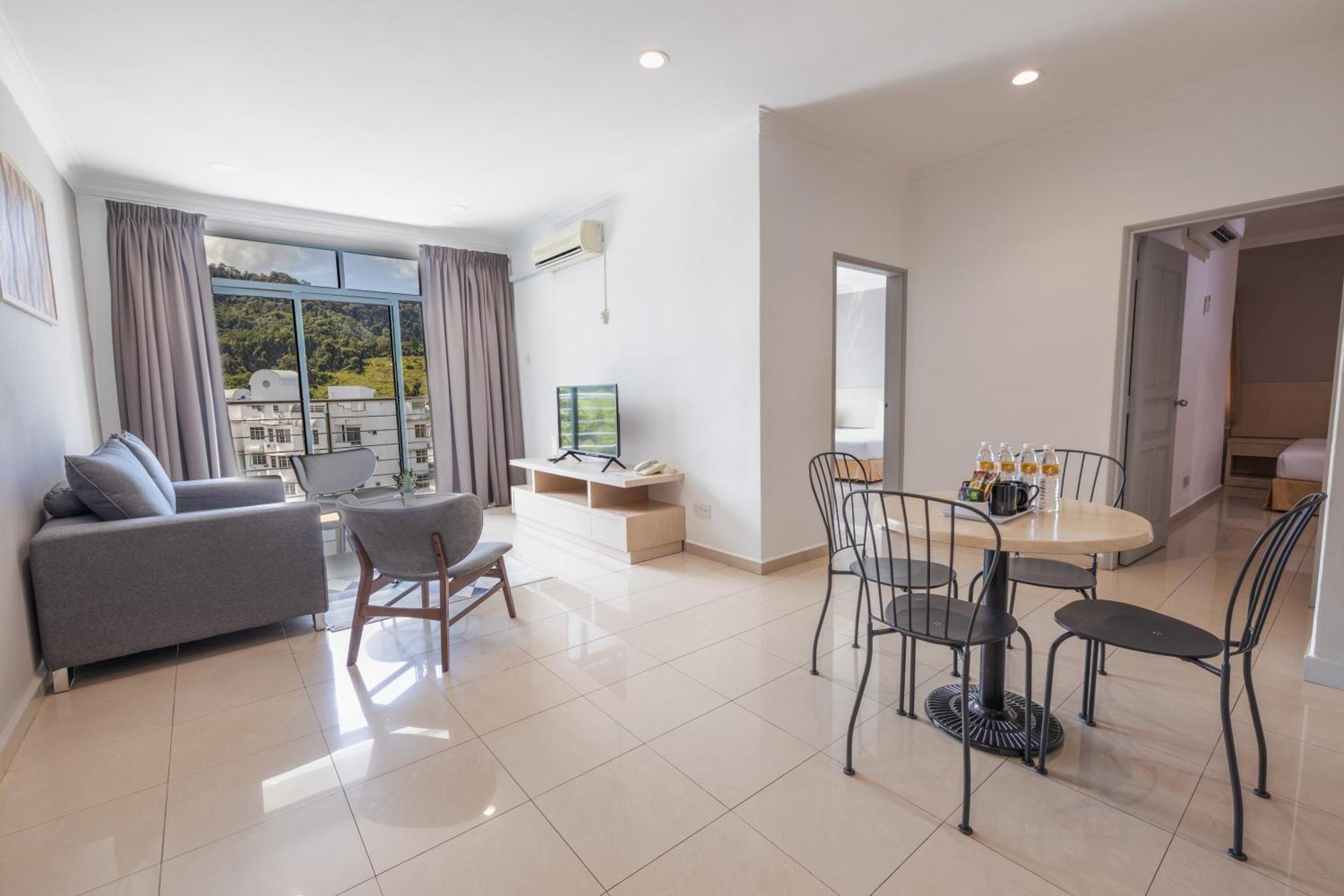 Golden View Serviced Apartments Tanjung Tokong Ngoại thất bức ảnh